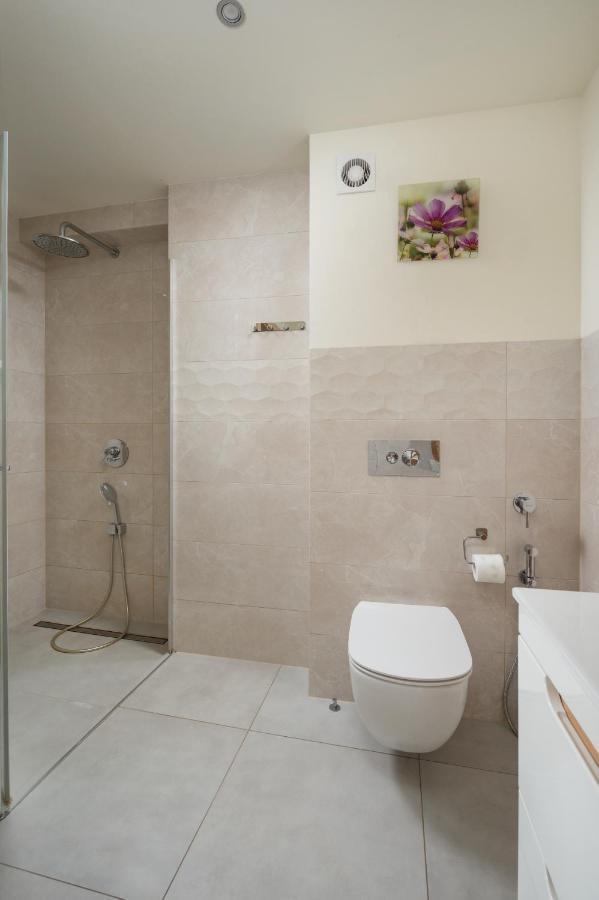 Апартаменти Apartament Albatros 75M Z Ogrodkiem Варшава Екстер'єр фото